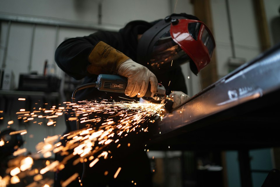 Workload and uptime affect the real price of a tool